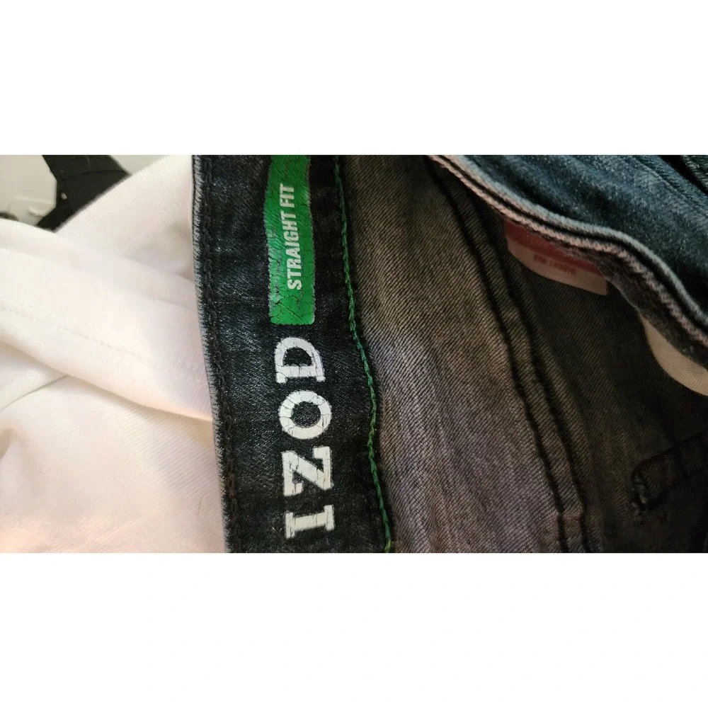 Mens IZOD‎ jeans size 30x28 slim straight 12